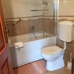 2 4* Višnjan